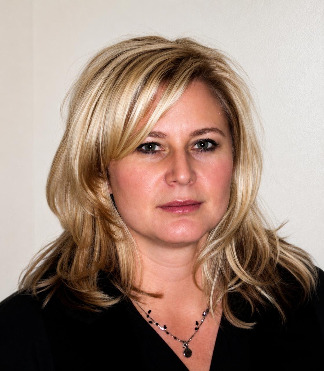 Corry McElrea, Head of Patient Experience & Patient Support Programs, UCB Canada Inc.